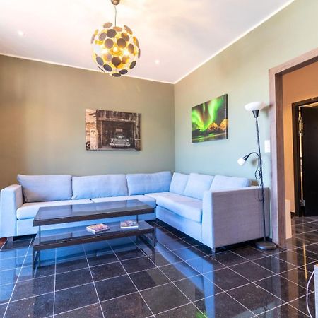 Nice And Cozy Designer Appartment With Special Price Spring 2025 Доляни Екстериор снимка