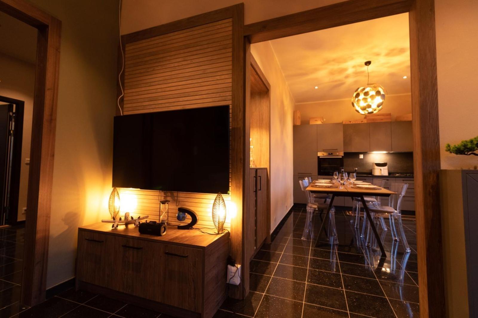 Nice And Cozy Designer Appartment With Special Price Spring 2025 Доляни Екстериор снимка